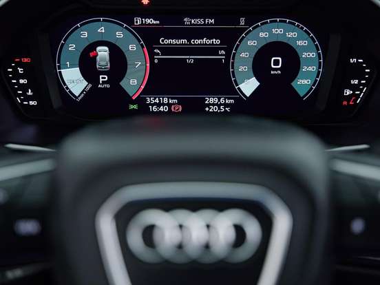 AUDI-Q3-1.4 35 TFSI GASOLINA PRESTIGE S TRONIC AUDI-Q3-2021