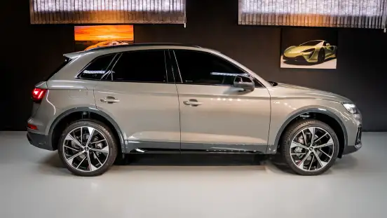 AUDI-Q5-2024