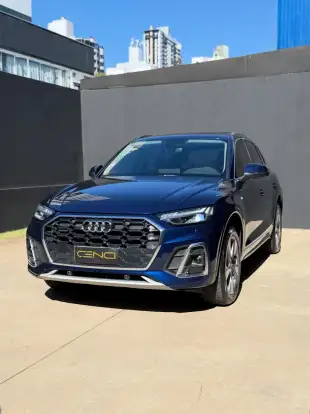 AUDI-Q5-2022