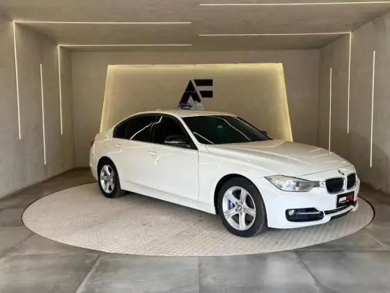 BMW 320i 2.0 16V TURBO ACTIVE FLEX 4P AUTOMÁTICO BMW 320i 2.0 16V TURBO ACTIVE FLEX 4P AUTOMÁTICO