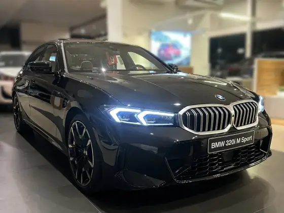 BMW 320i 2.0 16V TURBO FLEX M SPORT AUTOMÁTICO BMW 320i 2.0 16V TURBO FLEX M SPORT AUTOMÁTICO