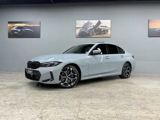 BMW 330e 2.0 16V TURBO HÍBRIDO M SPORT AUTOMÁTICO