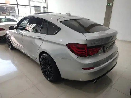BMW-535i-2011