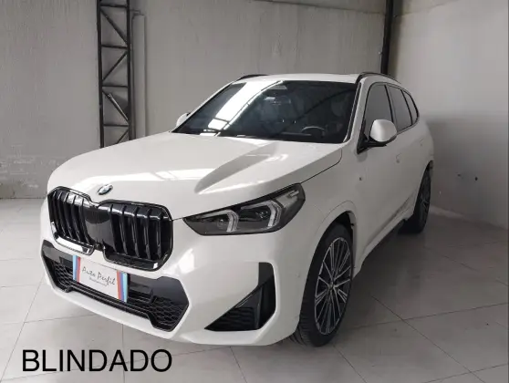 BMW X1 2.0 16V TURBO GASOLINA SDRIVE20I M SPORT STEPTRONIC BMW X1 2.0 16V TURBO GASOLINA SDRIVE20I M SPORT STEPTRONIC