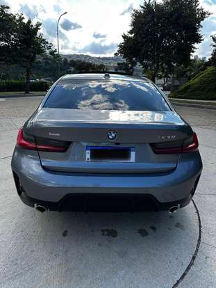 BMW-320i-2025