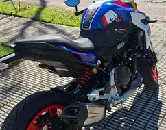 BMW F 900 R SPORT PLUS BMW F 900 R SPORT PLUS