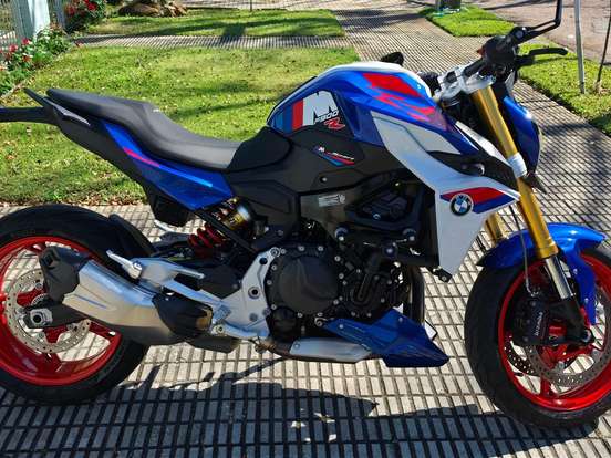 BMW-F 900 R SPORT PLUS BMW-F 900 R SPORT PLUS-2025