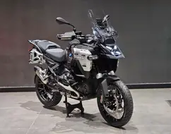 BMW R 1300 GS ADVENTURE TRIPLE BLACK BMW R 1300 GS ADVENTURE TRIPLE BLACK