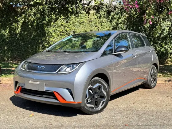 BYD DOLPHIN 44,9 KW ELÉTRICO GS BYD DOLPHIN 44,9 KW ELÉTRICO GS