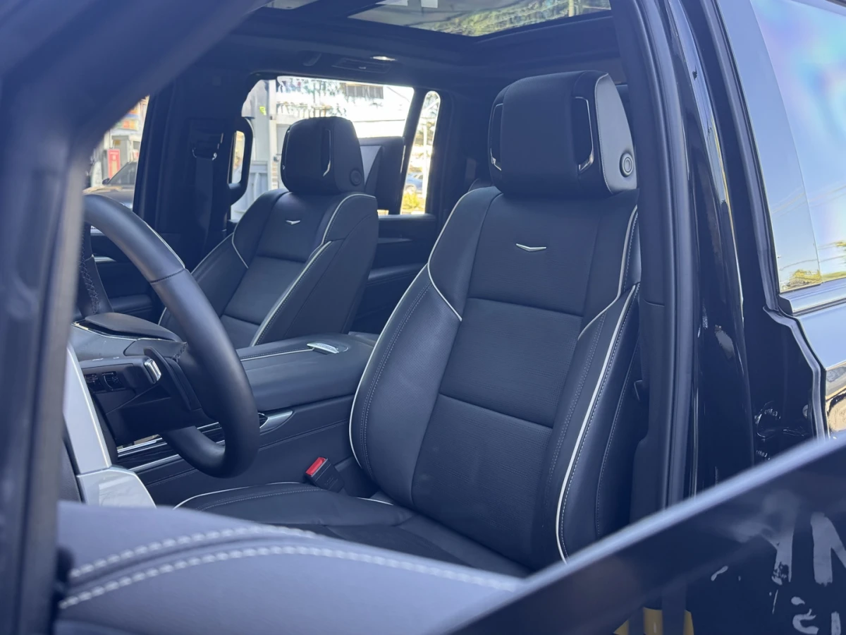Cadillac Escalade — foto 8