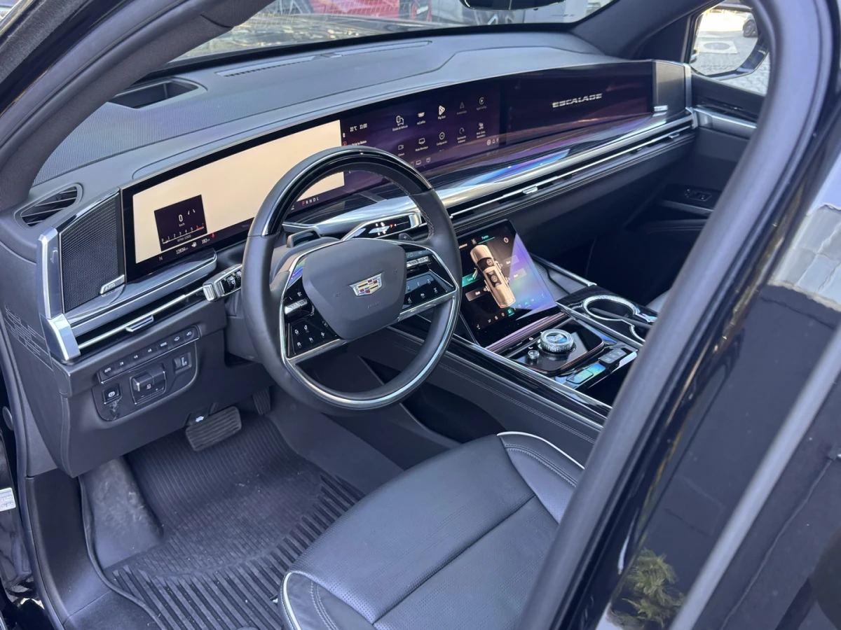 Cadillac Escalade — foto 10