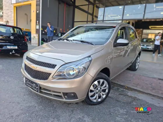 CHEVROLET AGILE 1.4 MPFI LT 8V FLEX 4P MANUAL CHEVROLET AGILE 1.4 MPFI LT 8V FLEX 4P MANUAL