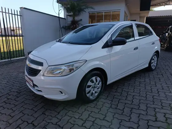 CHEVROLET ONIX 1.0 MPFI JOY 8V FLEX 4P MANUAL CHEVROLET ONIX 1.0 MPFI JOY 8V FLEX 4P MANUAL