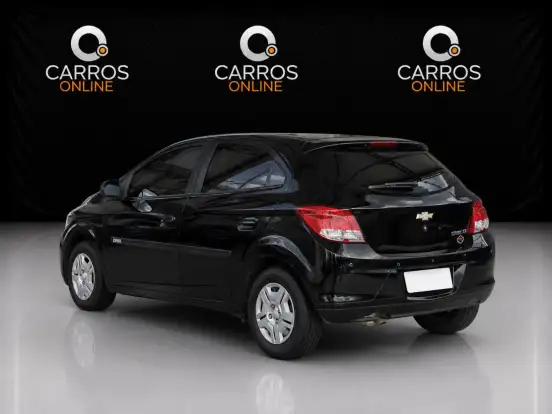 CHEVROLET-ONIX-2013