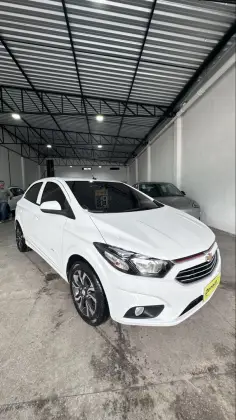 CHEVROLET ONIX 1.0 MPFI LT 8V FLEX 4P MANUAL CHEVROLET ONIX 1.0 MPFI LT 8V FLEX 4P MANUAL