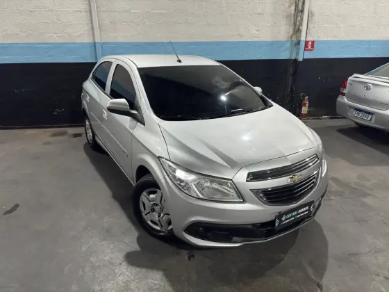 CHEVROLET ONIX 1.0 MPFI LT 8V FLEX 4P MANUAL CHEVROLET ONIX 1.0 MPFI LT 8V FLEX 4P MANUAL