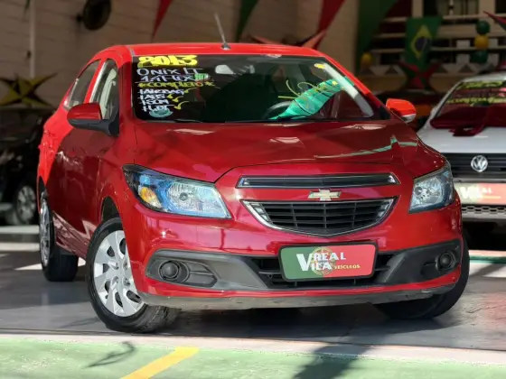 CHEVROLET ONIX 1.4 MPFI LT 8V FLEX 4P MANUAL CHEVROLET ONIX 1.4 MPFI LT 8V FLEX 4P MANUAL