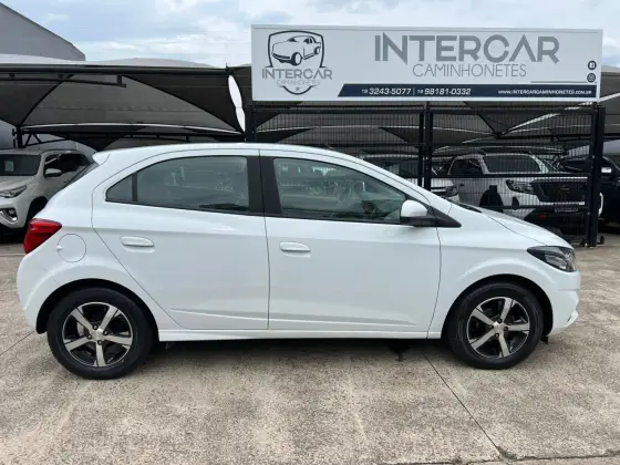 CHEVROLET ONIX 1.4 MPFI LTZ 8V FLEX 4P AUTOMÁTICO CHEVROLET ONIX 1.4 MPFI LTZ 8V FLEX 4P AUTOMÁTICO