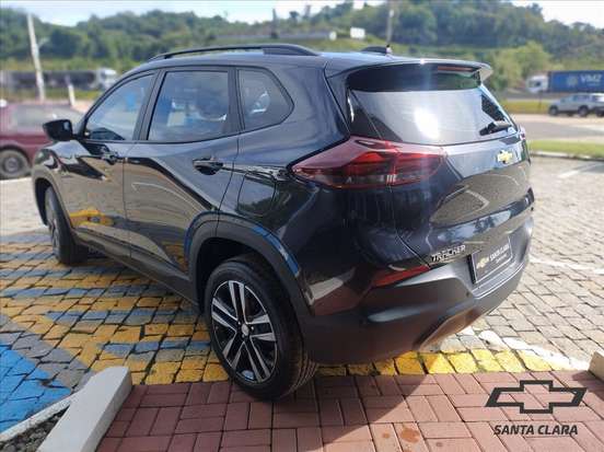 CHEVROLET-TRACKER-2023