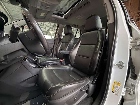 CHEVROLET-TRACKER-2017