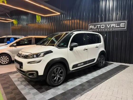 CITROËN AIRCROSS 1.6 SHINE 16V FLEX 4P AUTOMÁTICO CITROËN AIRCROSS 1.6 SHINE 16V FLEX 4P AUTOMÁTICO