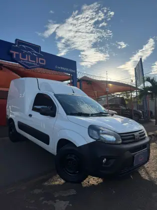 FIAT FIORINO 1.4 MPI FURGÃO ENDURANCE 8V FLEX 2P MANUAL FIAT FIORINO 1.4 MPI FURGÃO ENDURANCE 8V FLEX 2P MANUAL