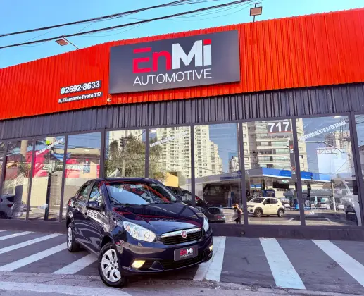 FIAT GRAND SIENA 1.4 MPI ATTRACTIVE 8V FLEX 4P MANUAL FIAT GRAND SIENA 1.4 MPI ATTRACTIVE 8V FLEX 4P MANUAL