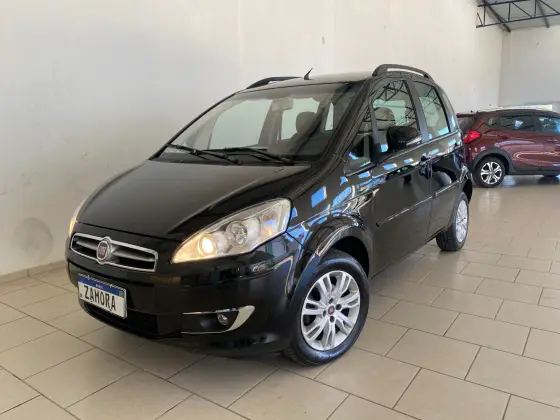 FIAT IDEA 1.4 MPI ATTRACTIVE 8V FLEX 4P MANUAL FIAT IDEA 1.4 MPI ATTRACTIVE 8V FLEX 4P MANUAL