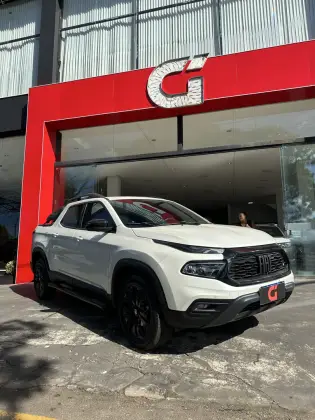 FIAT TORO 1.3 TURBO 270 FLEX VOLCANO AT6 FIAT TORO 1.3 TURBO 270 FLEX VOLCANO AT6