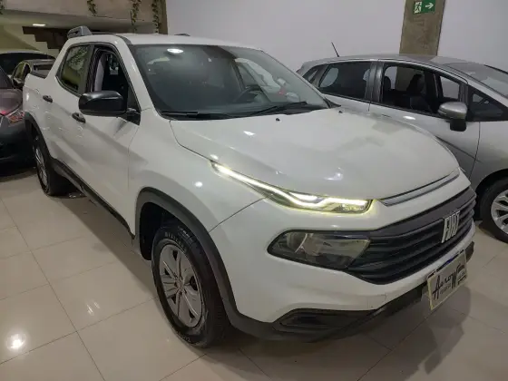 FIAT TORO 2.0 16V TURBO DIESEL ENDURANCE 4WD AT9 FIAT TORO 2.0 16V TURBO DIESEL ENDURANCE 4WD AT9