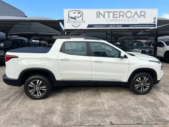 FIAT TORO 2.0 16V TURBO DIESEL FREEDOM 4WD AT9 FIAT TORO 2.0 16V TURBO DIESEL FREEDOM 4WD AT9