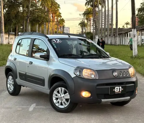 FIAT UNO 1.4 EVO ATTRACTIVE 8V FLEX 4P MANUAL FIAT UNO 1.4 EVO ATTRACTIVE 8V FLEX 4P MANUAL