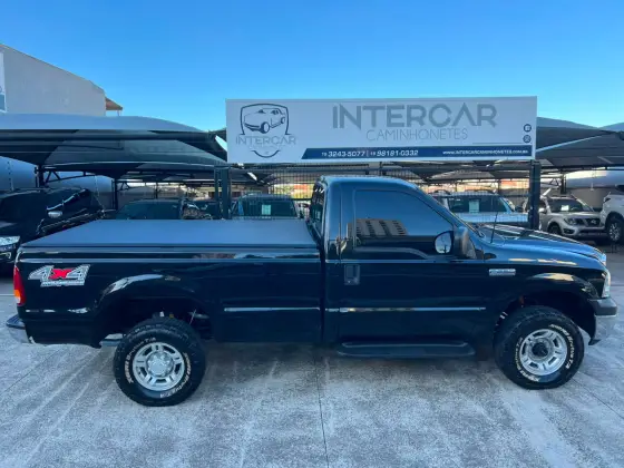 FORD F-250 3.9 XLT MAX POWER 4X4 CS DIESEL 2P MANUAL FORD F-250 3.9 XLT MAX POWER 4X4 CS DIESEL 2P MANUAL