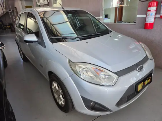 FORD FIESTA 1.6 SE HATCH 16V FLEX 4P MANUAL FORD FIESTA 1.6 SE HATCH 16V FLEX 4P MANUAL