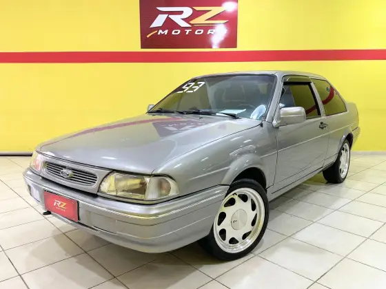FORD VERSAILLES 1.8 GL 8V ÁLCOOL 2P MANUAL FORD VERSAILLES 1.8 GL 8V ÁLCOOL 2P MANUAL