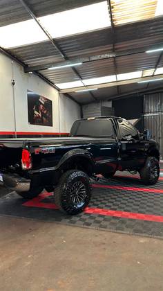 FORD F-250 3.9 XLT MAX POWER 4X4 CS DIESEL 2P MANUAL
