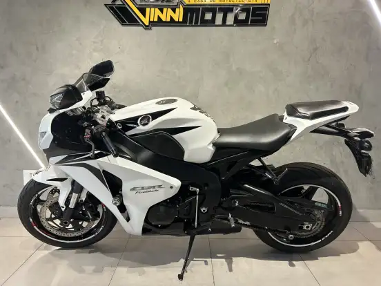 HONDA-CBR 1000RR FIREBLADE HONDA-CBR 1000RR FIREBLADE-2008