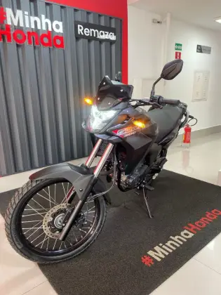 HONDA XRE 300 SAHARA HONDA XRE 300 SAHARA
