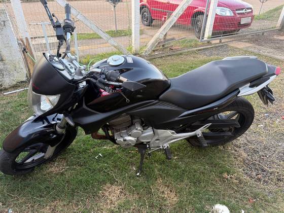 HONDA CB 300R 
