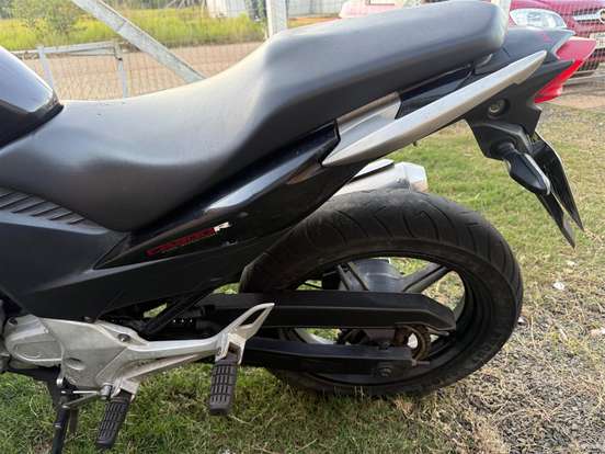 HONDA-CB 300R-2011