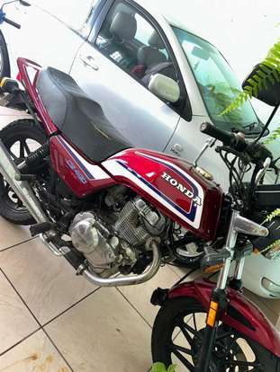 HONDA-CB 400 II-1983