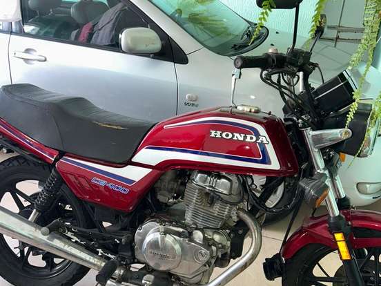 HONDA-CB 400 II HONDA-CB 400 II-1983