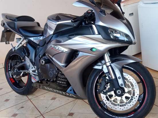HONDA-CBR 1000RR FIREBLADE HONDA-CBR 1000RR FIREBLADE-2006
