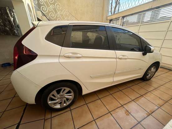 HONDA-FIT-2016