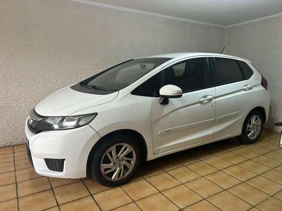 HONDA-FIT-2016