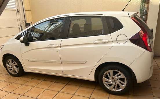 HONDA-FIT-2016