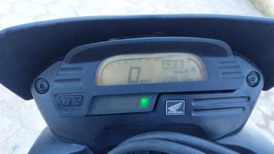 HONDA-XRE 300-2010