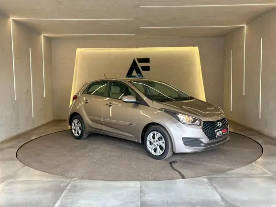 HYUNDAI HB20 1.6 COMFORT PLUS 16V FLEX 4P AUTOMÁTICO HYUNDAI HB20 1.6 COMFORT PLUS 16V FLEX 4P AUTOMÁTICO
