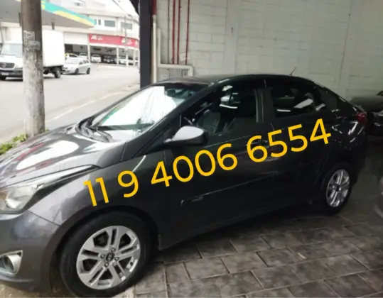 HYUNDAI HB20S 1.6 COMFORT PLUS 16V FLEX 4P AUTOMÁTICO HYUNDAI HB20S 1.6 COMFORT PLUS 16V FLEX 4P AUTOMÁTICO