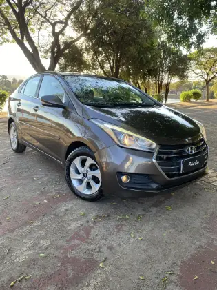 HYUNDAI HB20S 1.6 PREMIUM 16V FLEX 4P AUTOMÁTICO HYUNDAI HB20S 1.6 PREMIUM 16V FLEX 4P AUTOMÁTICO